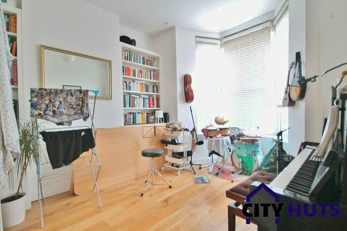 5 Bedroom Terraced House To Rent In Mayton Street, London, N7