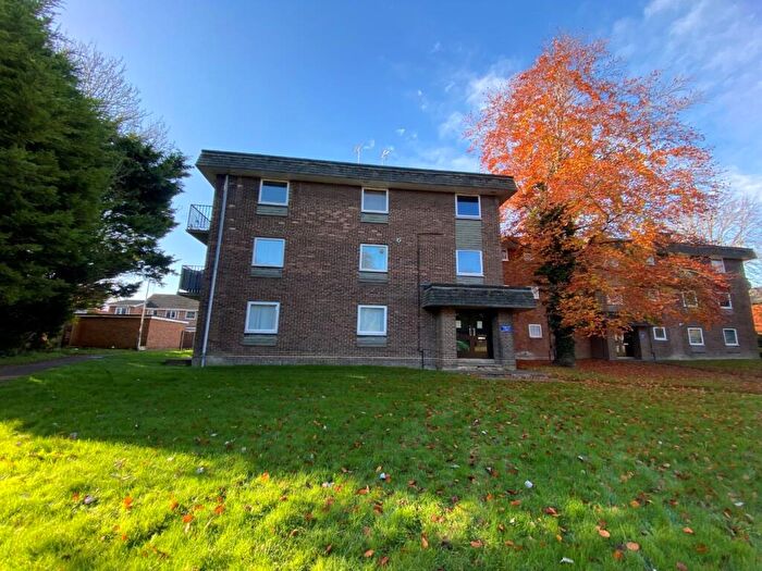 1 Bedroom Apartment To Rent In Watling Court, Bedford Road, Houghton Regis, Dunstable, Bedfordshire, LU5