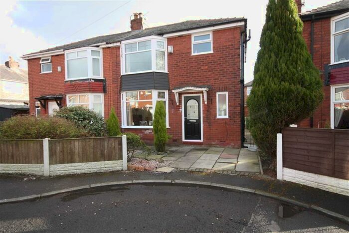 3 Bedroom Semi-Detached House To Rent In Milton Avenue, Droylsden, M43