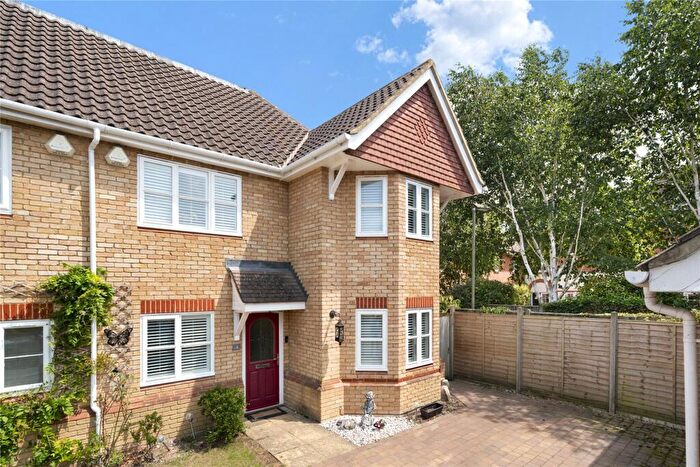 4 Bedroom Semi-Detached House For Sale In Litchfield Gardens, Cobham, Surrey, KT11