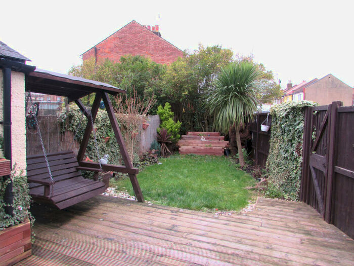 2 Bedroom End Of Terrace House To Rent In Gordon Road, Harrow Wealdstone, Middlesex, HA3