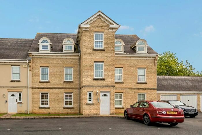 2 Bedroom Flat To Rent In Mullein Road, Bicester, OX26