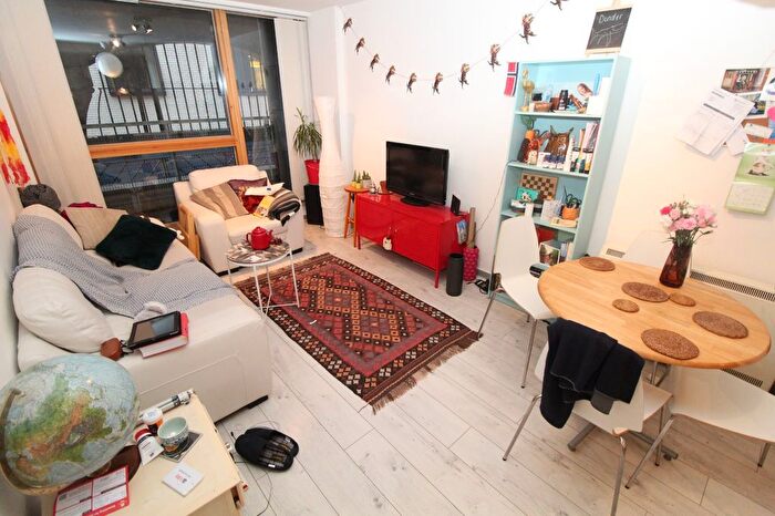 2 Bedroom Flat To Rent In Market Buildings, High Street, Northern Quarter, Manchester, M4