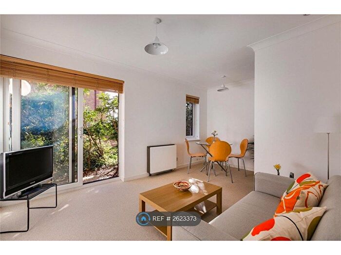 1 Bedroom Flat To Rent In Carrara Wharf Fulham, London, SW6