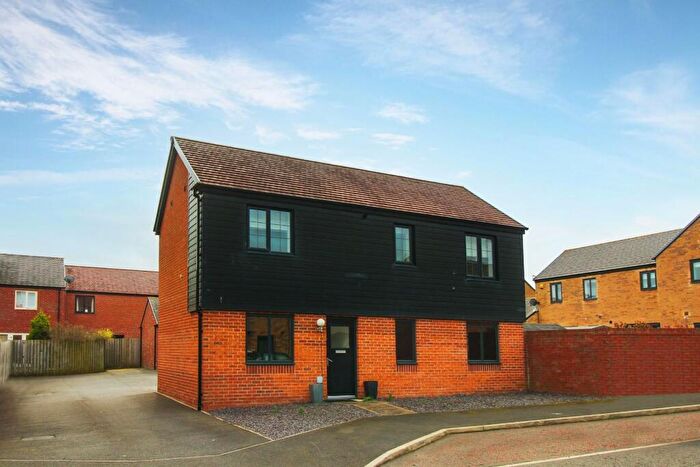 2 Bedroom Flat To Rent In Countess Way, Shiremoor, NE27