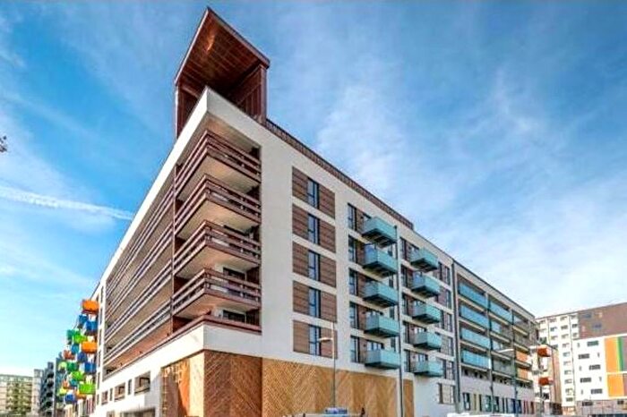 2 Bedroom Flat To Rent In Eagle Heights, N17