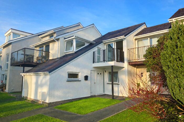 3 Bedroom House For Sale In Ffordd Garnedd, Y Felinheli, LL56