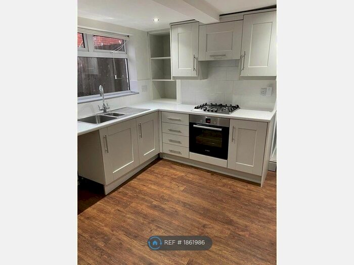 3 Bedroom Terraced House To Rent In Church Street, Lutterworth, LE17