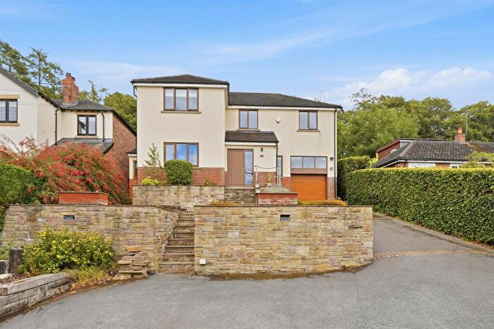 4 Bedroom Detached House For Sale In Ecton Avenue, Macclesfield, SK10
