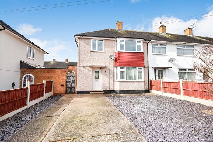 3 Bedroom End Of Terrace House For Sale In Ellerby Avenue, Clifton, Nottingham, NG11