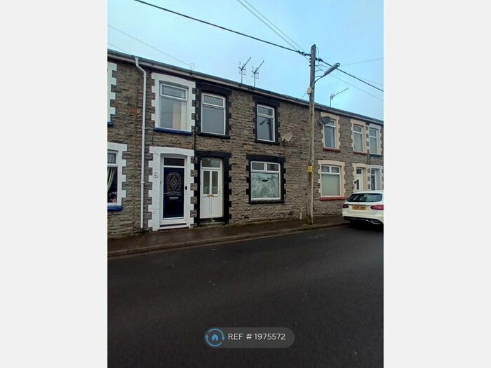 3 Bedroom Terraced House To Rent In Gladstone Street, Aberdare, CF44