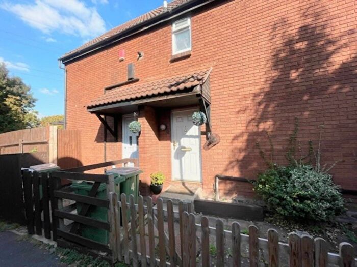 1 Bedroom End Terrace House To Rent In Newling Close, Beckton, E6
