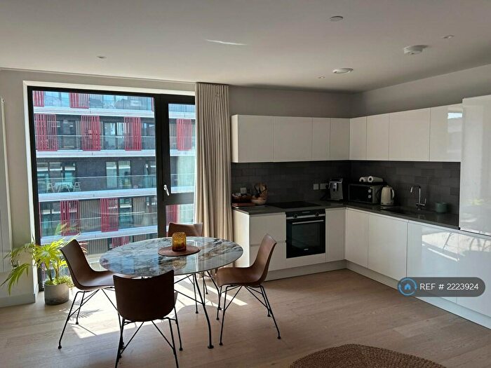 1 Bedroom Flat To Rent In John Cabot House, London, E16