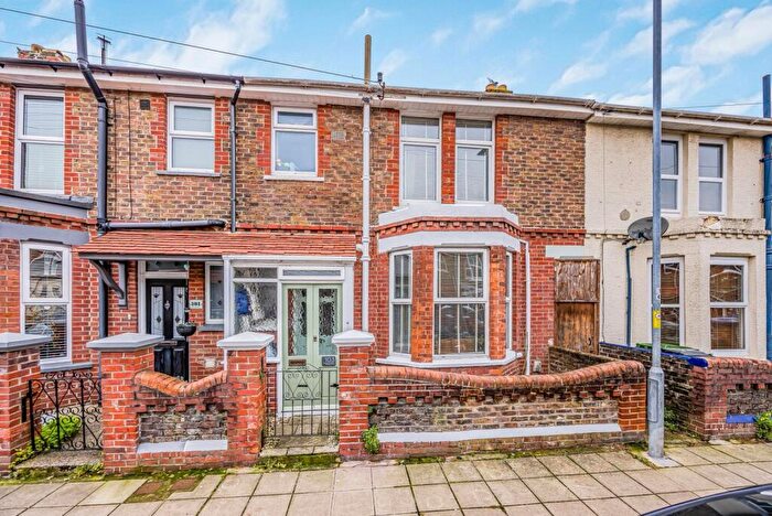 3 Bedroom Terraced House For Sale In Mayles Road, Southsea, PO4