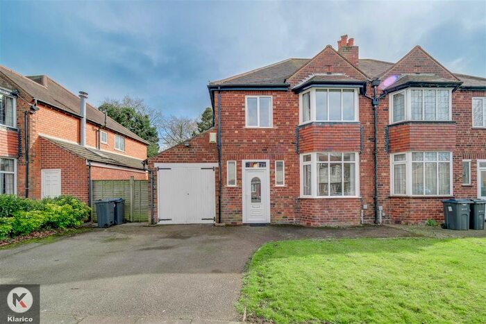 3 Bedroom Semi-Detached House To Rent In Staplehurst Road, Hall Green, Birmingham, B28