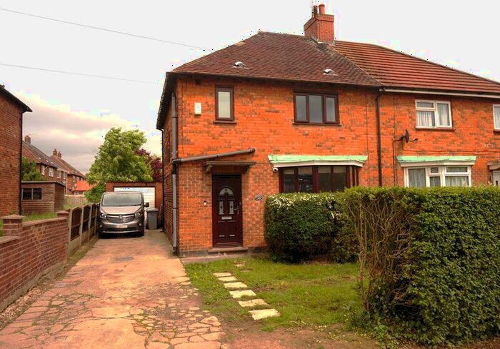 3 Bedroom Semi-Detached House For Sale In Triumph Road, Eakring, NG22