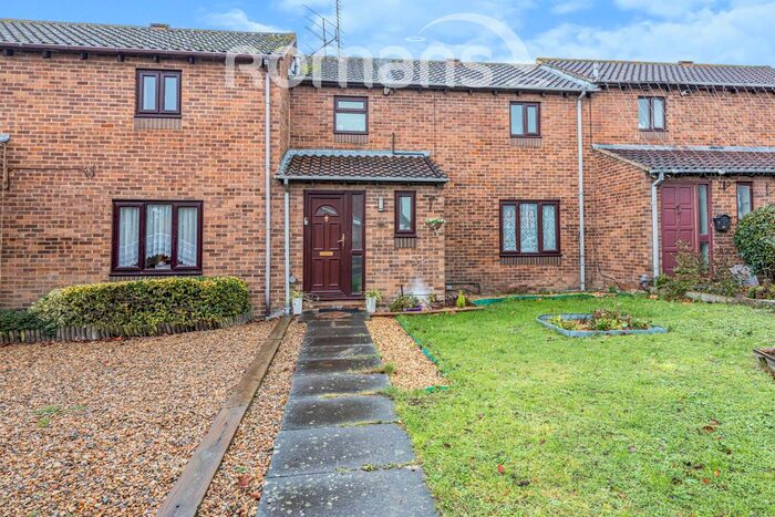 3 Bedroom Terraced House To Rent In Bridport Close, Lower Earley, Reading RG6