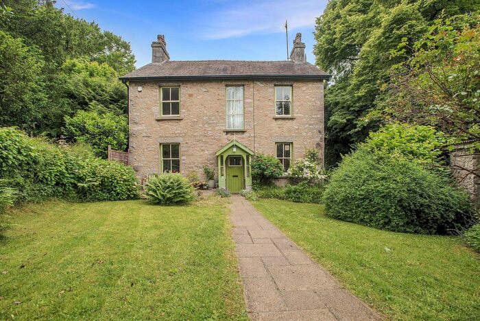 4 Bedroom Detached House For Sale In Emesgate Lane, Silverdale, LA5