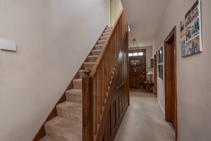4 Bedroom Detached House For Sale In New Ground Road, Aldbury, HP23