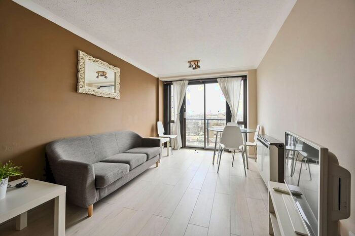 1 Bedroom Flat For Sale In Earls Court, Earls Court, London, SW5