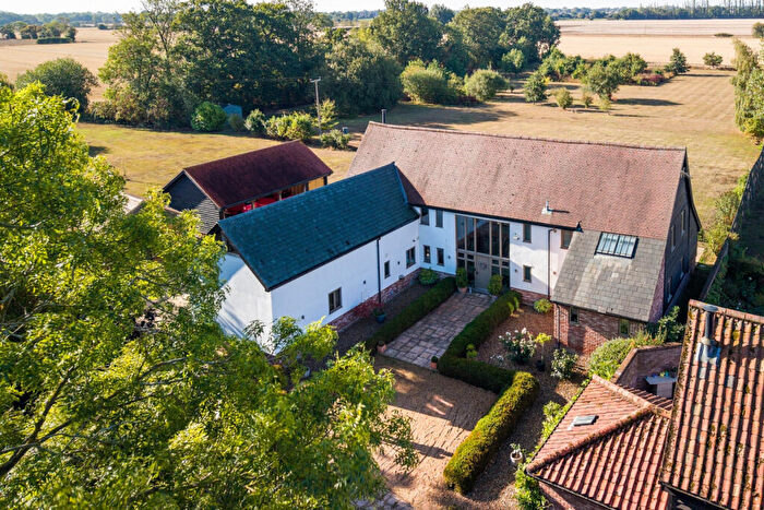 6 Bedroom Barn Conversion For Sale In Eye, Occold, IP23