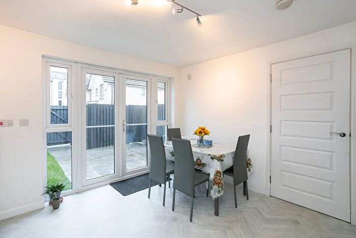 3 Bedroom Terraced House For Sale In Craw Yard Drive, Edinburgh, EH12