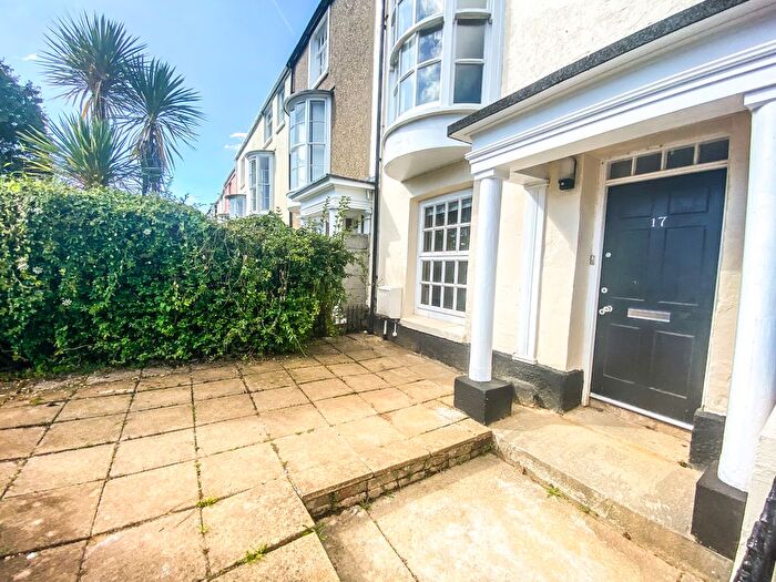 3 Bedroom End Of Terrace House To Rent In North Parade, Penzance, TR18