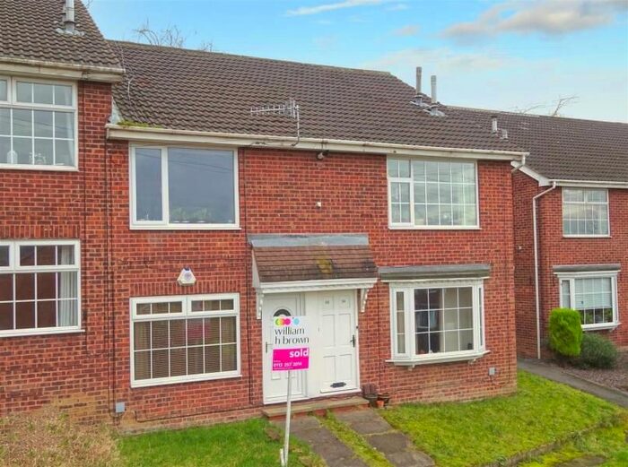 1 Bedroom Property To Rent In Fieldway Avenue, Rodley, Leeds, LS13