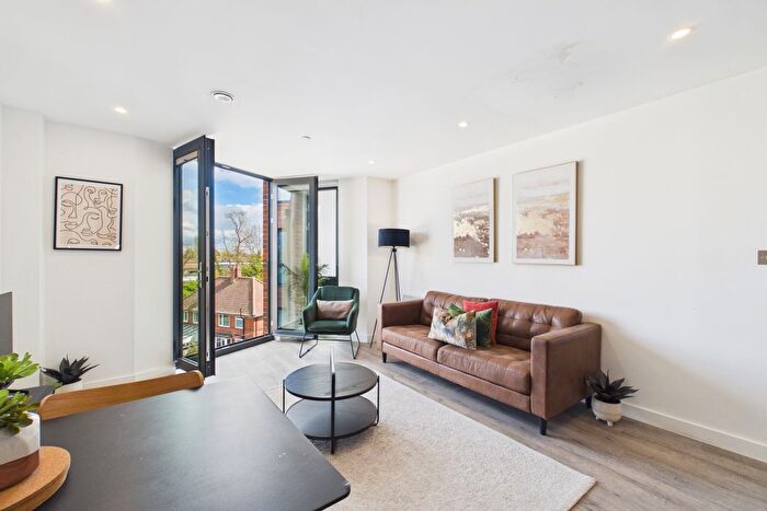 2 Bedroom Flat For Sale In City Gate, Eboracum Way, York, North Yorkshire, YO31