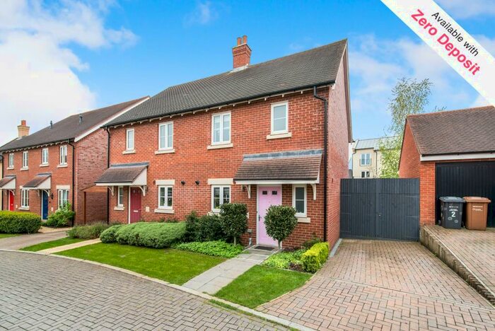 3 Bedroom House To Rent In Defiance Way, Andover, SP11