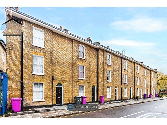 4 Bedroom Terraced House To Rent In Upper North St, London, E14