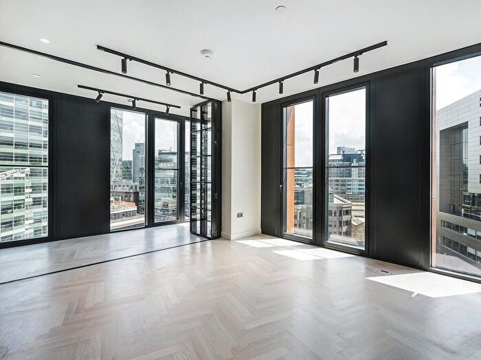 2 Bedroom Apartment To Rent In Sun Street, London, EC2A