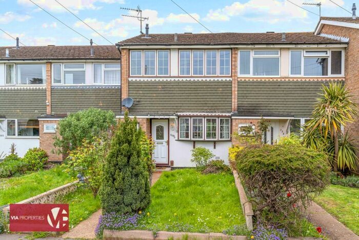 3 Bedroom House To Rent In High Road, Broxbourne, EN10