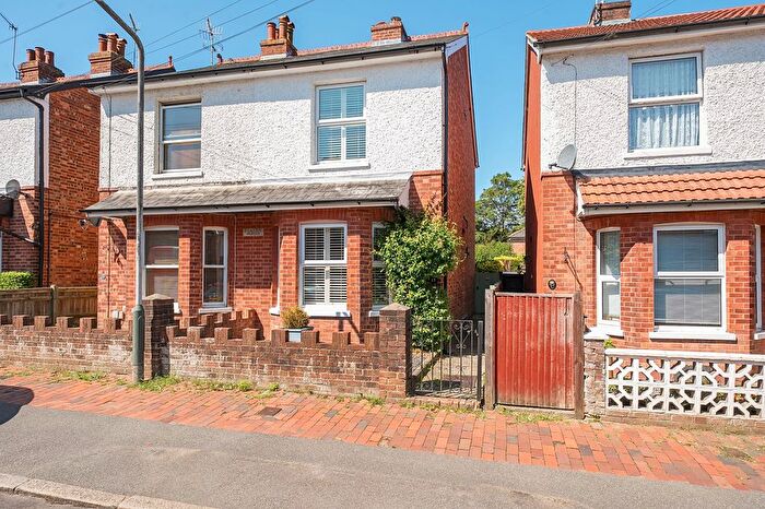 3 Bedroom Semi-Detached House For Sale In Southwood Road, Rusthall, Tunbridge Wells, TN4