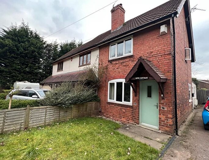 2 Bedroom Property To Rent In Groveley Lane, Longbridge, Northfield, Birmingham, B31