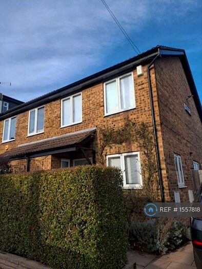 3 Bedroom Semi-Detached House To Rent In Northcote Road, New Malden, KT3