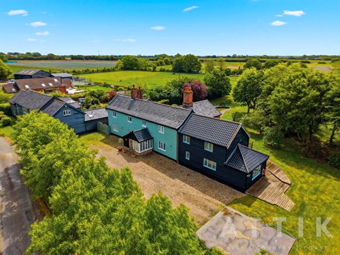 6 Bedroom Detached House For Sale In Millway Lane, Palgrave, Diss, IP22
