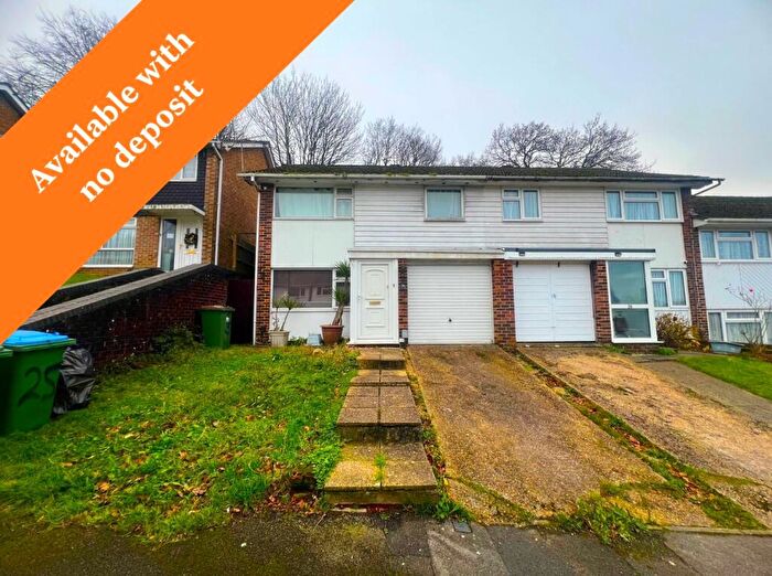 3 Bedroom End Of Terrace House To Rent In Langbar Close, Southampton, Hampshire, SO19