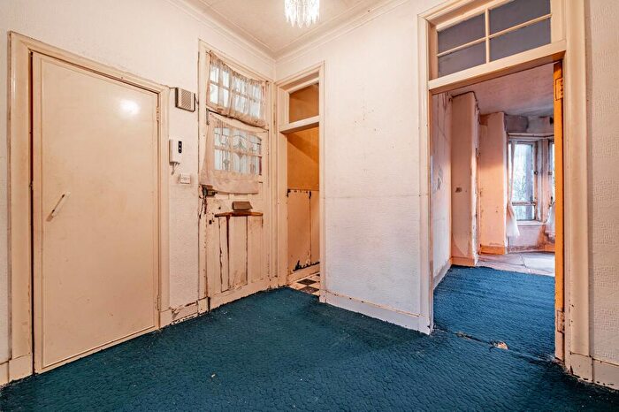 1 Bedroom Flat For Sale In Edgemont Street, Flat /, Shawlands, Glasgow, G41