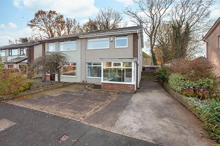 3 Bedroom Semi-Detached House For Sale In Woodlands Road, Lancaster, LA1