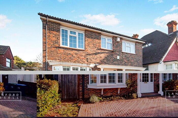 4 Bedroom Detached House To Rent In Croham Park Avenue Beckenham, CR2