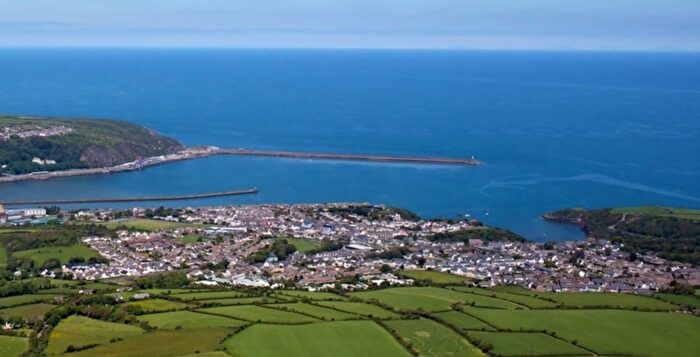 1 Bedroom Flat To Rent In West Street, Fishguard, SA65