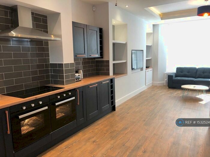 5 Bedroom Terraced House To Rent In Brookdale Road, Liverpool, L15