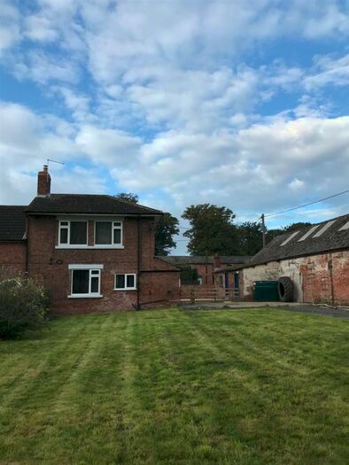 3 Bedroom Semi-Detached House To Rent In Babworth, Retford, DN22