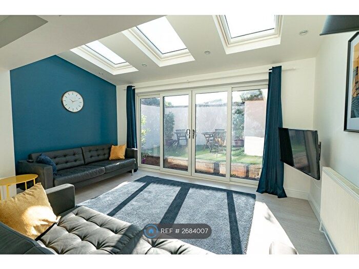 7 Bedroom Terraced House To Rent In Spear Road, Southampton, SO14