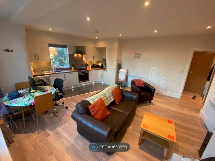 1 Bedroom Flat To Rent In Welburn Drive, Leeds, LS16