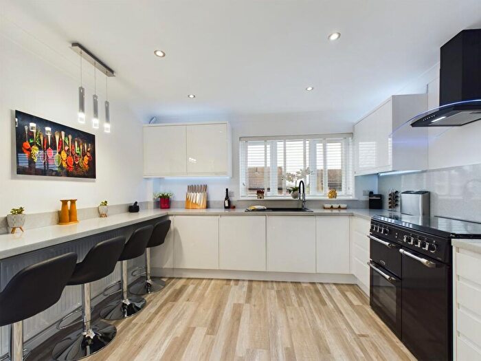 3 Bedroom Detached Bungalow For Sale In Kingfisher Road, Downham Market, PE38