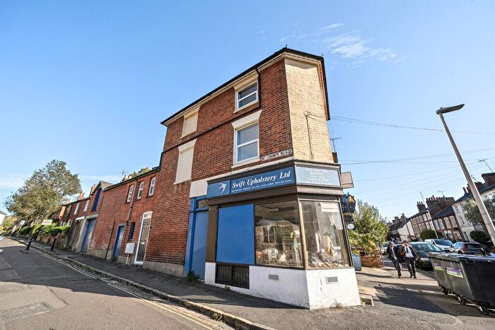 2 Bedroom Maisonette To Rent In Watlington Street, Reading, RG1