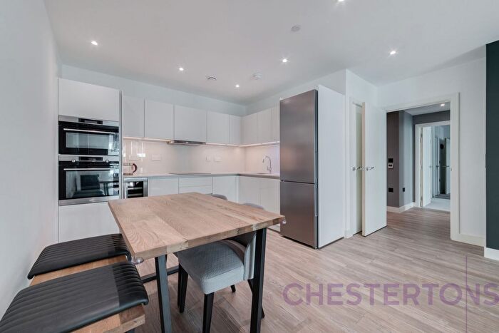 2 Bedroom Flat To Rent In Distel Apartments, Telegraph Avenue, SE10