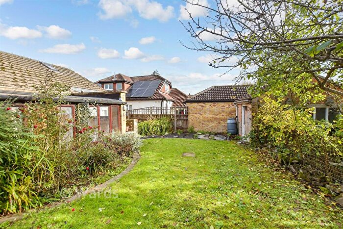 2 Bedroom Detached Bungalow For Sale In White Horse Lane, Otham, Maidstone, Kent, ME15